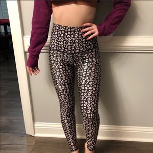 Emily HSU Designs Print  High Waist Leggings